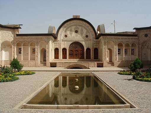 انعکاس در فضاهای معماری ایران
