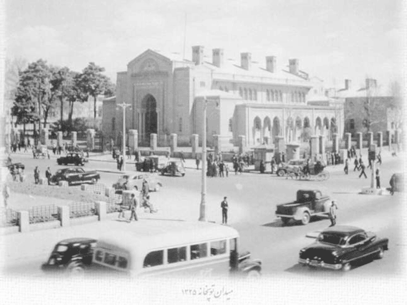 میدان توپخانه (مرکز قدیمی شهر تهران)