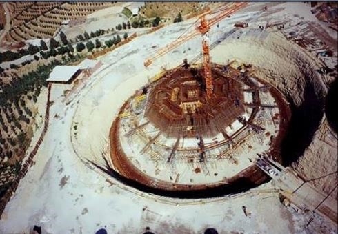 بررسی سطح اول پی و سازه انتقالی برج میلاد